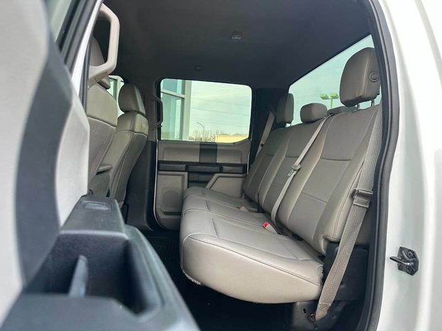 2018 Ford Super Duty F-250 SRW XL 4x4 4dr Crew Cab 8 ft. LB Pickup - 22959346 - 13