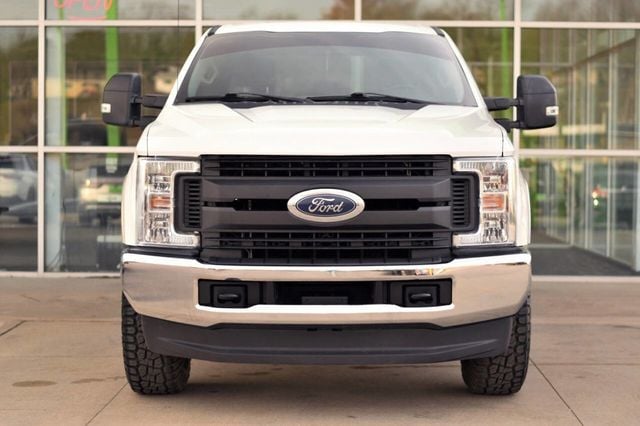 2018 Ford Super Duty F-250 SRW XL 4x4 4dr Crew Cab 8 ft. LB Pickup - 22959346 - 1