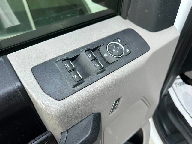 2018 Ford Super Duty F-250 SRW XL 4x4 4dr Crew Cab 8 ft. LB Pickup - 22959346 - 29