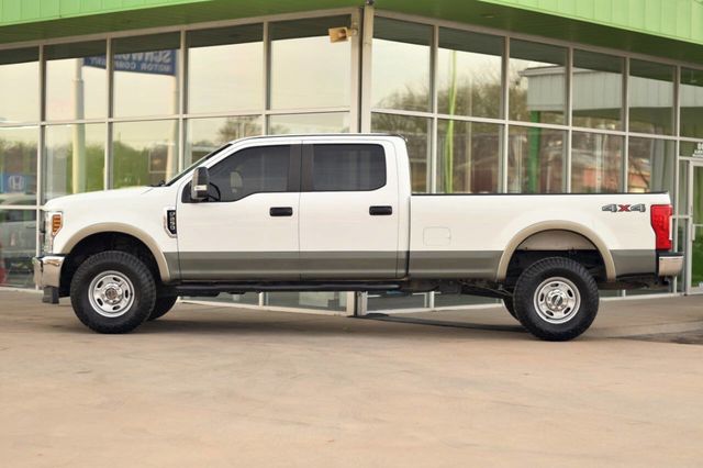 2018 Ford Super Duty F-250 SRW XL 4x4 4dr Crew Cab 8 ft. LB Pickup - 22959346 - 3