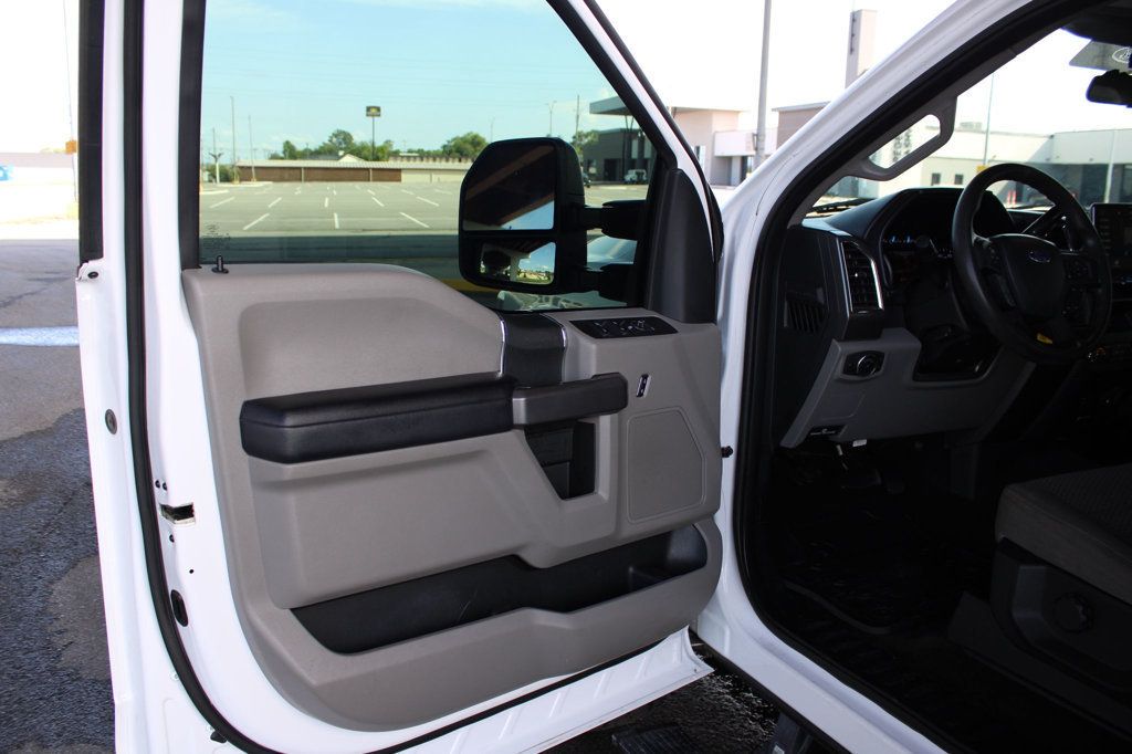 2018 Ford Super Duty F-250 SRW XLT 4WD Crew Cab 6.75' Box - 23050565 - 8