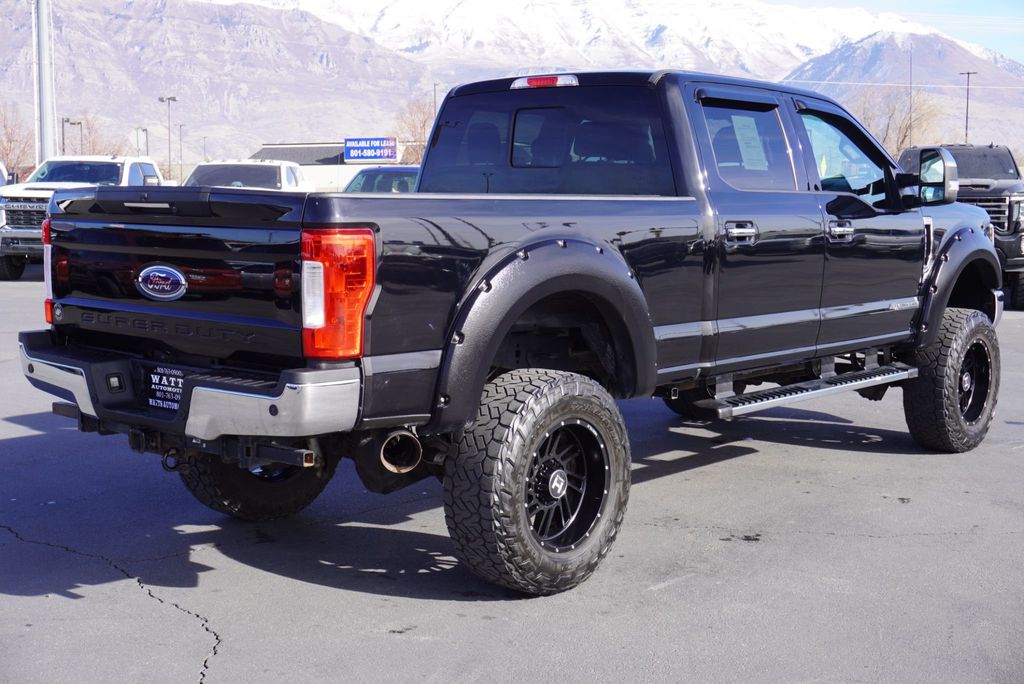 2018 Ford SUPER DUTY F-350 LARIAT - 22975514 - 10