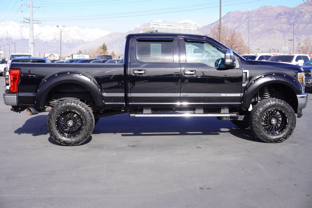 2018 Ford SUPER DUTY F-350 LARIAT - 22975514 - 11