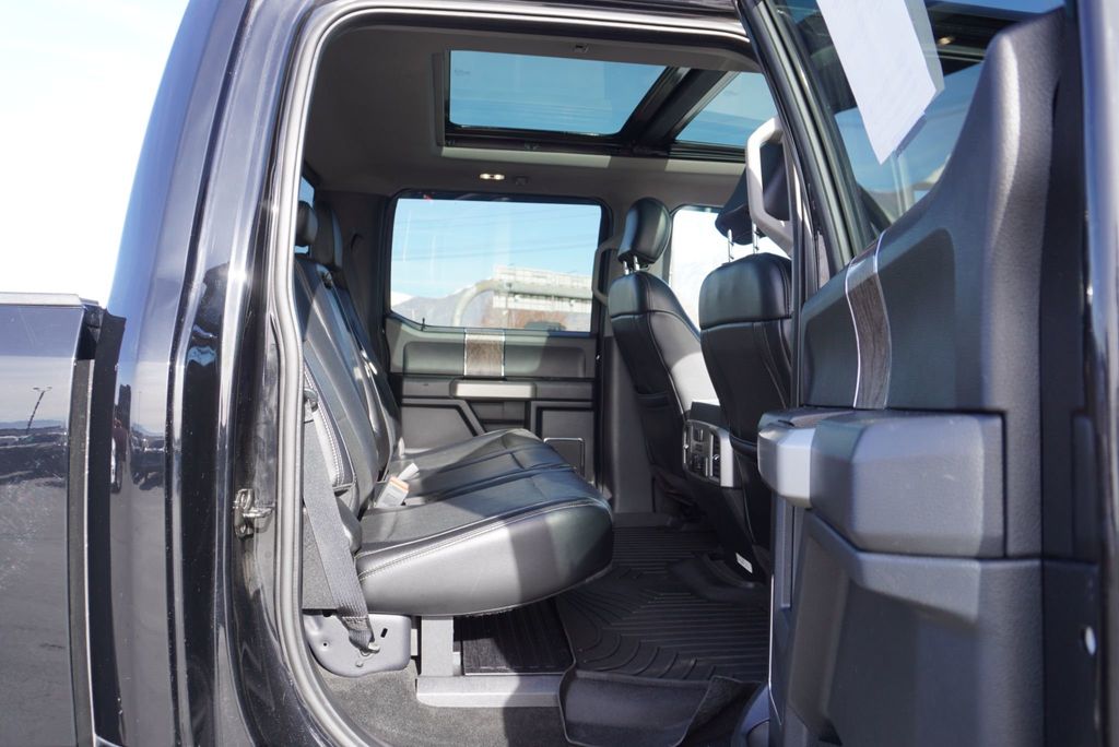 2018 Ford SUPER DUTY F-350 LARIAT - 22975514 - 22