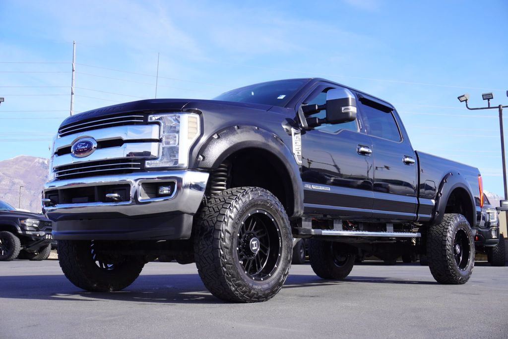 2018 Ford SUPER DUTY F-350 LARIAT - 22975514 - 5