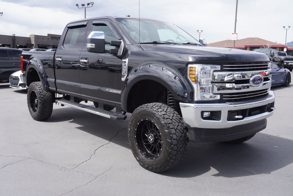 2018 Ford SUPER DUTY F-350 LARIAT - 23014204 - 14