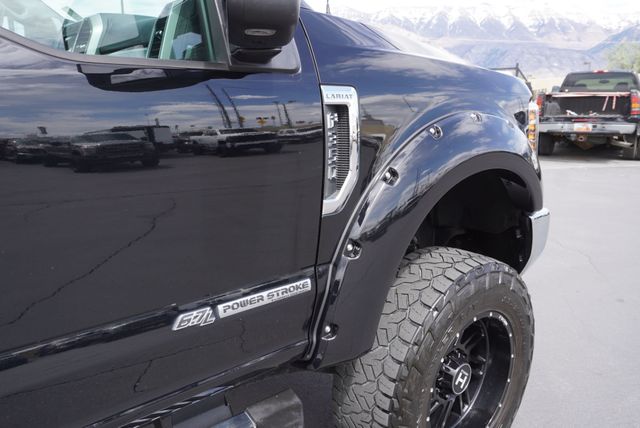 2018 Ford SUPER DUTY F-350 LARIAT - 23014204 - 18