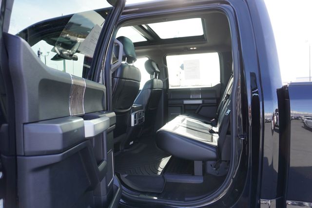 2018 Ford SUPER DUTY F-350 LARIAT - 23014204 - 22