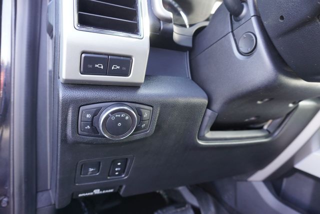2018 Ford SUPER DUTY F-350 LARIAT - 23014204 - 27