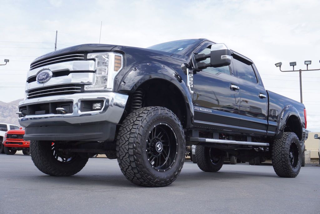 2018 Ford SUPER DUTY F-350 LARIAT - 23014204 - 6