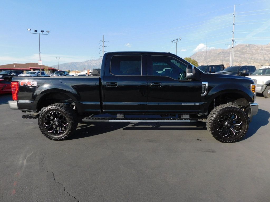 2018 Ford SUPER DUTY F-350 LARIAT FX4 - 22624483 - 12