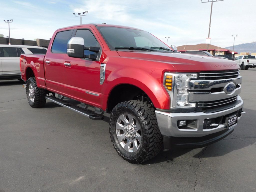 2018 Ford SUPER DUTY F-350 LARIAT FX4 - 22707269 - 13