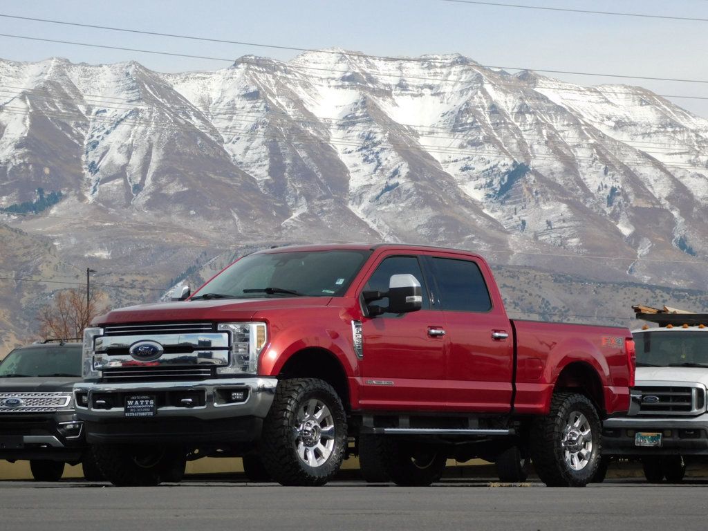 2018 Ford SUPER DUTY F-350 LARIAT FX4 - 22707269 - 1