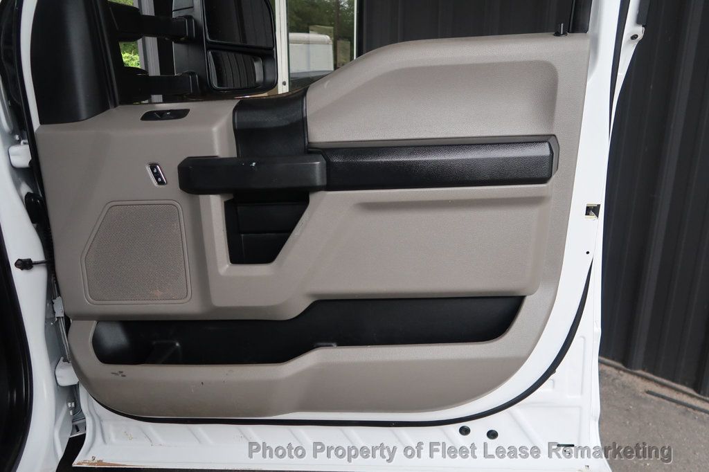 2018 Ford Super Duty F-350 DRW Cab-Chassis F350SD 4WD Crew Cab 10' Flatbed DRW - 23058066 - 23
