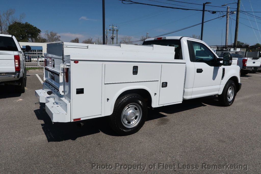 2018 Ford Super Duty F-350 SRW F350SD 2WD Reg Cab Utility  - 22784802 - 4