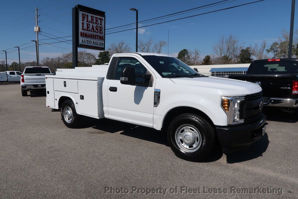 2018 Ford Super Duty F-350 SRW F350SD 2WD Reg Cab Utility  - 22784802 - 6