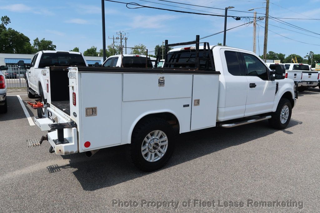 2018 Ford Super Duty F-350 SRW F350SD 4WD Supercab Utility SRW XLT Gas - 22495758 - 4