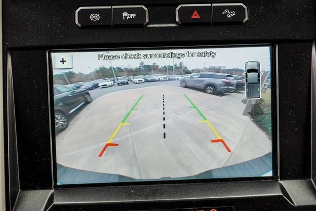 2018 Ford Super Duty F-350 SRW Lariat - 22953544 - 32