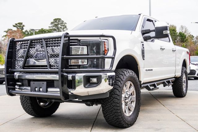 2018 Ford Super Duty F-350 SRW Lariat - 22953544 - 3