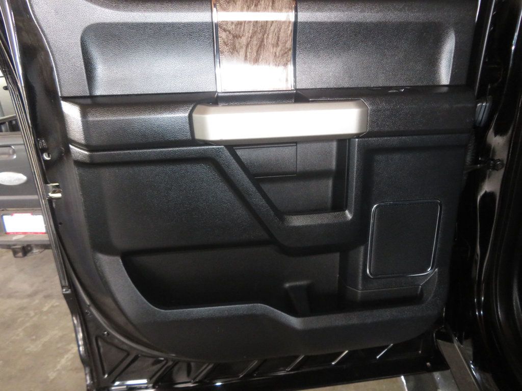 2018 Ford Super Duty F-350 SRW LARIAT POWERSTROKE EXTRA  CLEAN BLACK BEAUTY 4X4 F350            - 23018769 - 23
