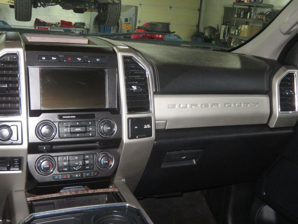 2018 Ford Super Duty F-350 SRW LARIAT POWERSTROKE EXTRA  CLEAN BLACK BEAUTY 4X4 F350            - 23018769 - 40