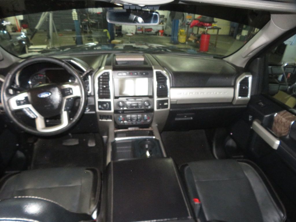 2018 Ford Super Duty F-350 SRW LARIAT POWERSTROKE EXTRA  CLEAN BLACK BEAUTY 4X4 F350            - 23018769 - 42