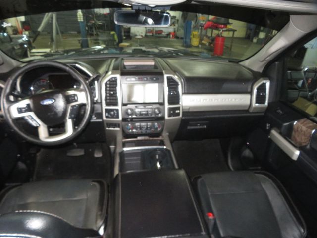 2018 Ford Super Duty F-350 SRW LARIAT POWERSTROKE EXTRA  CLEAN BLACK BEAUTY 4X4 F350            - 23018769 - 42