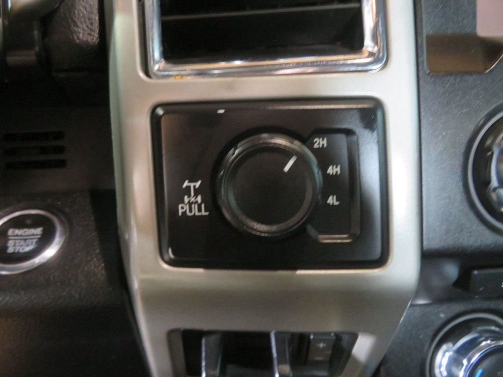 2018 Ford Super Duty F-350 SRW LARIAT POWERSTROKE EXTRA  CLEAN BLACK BEAUTY 4X4 F350            - 23018769 - 43