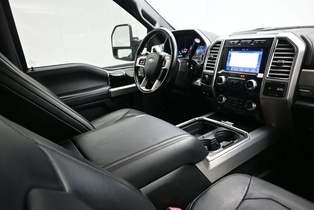 2018 Ford Super Duty F-350 SRW Platinum - 23011168 - 17