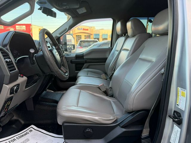 2018 Ford Super Duty F-350 SRW XL 4WD Crew Cab 8' Box - 22948198 - 1