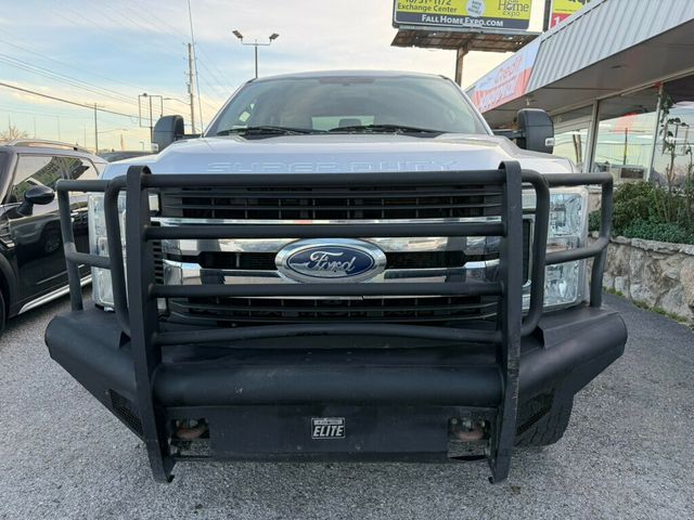 2018 Ford Super Duty F-350 SRW XL 4WD Crew Cab 8' Box - 22948198 - 3