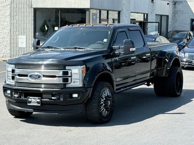 2018 Ford F-450 Limited photo 11