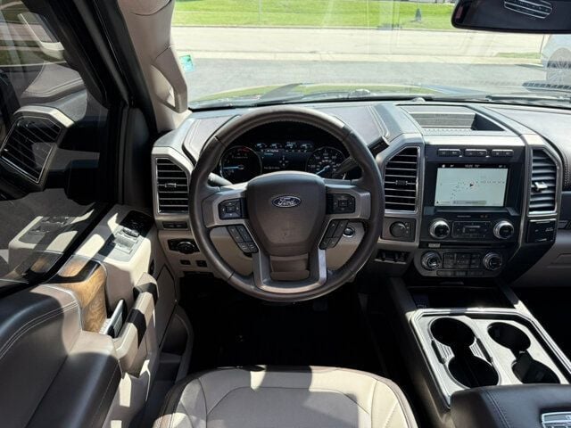 2018 Ford F-450 Limited photo 22