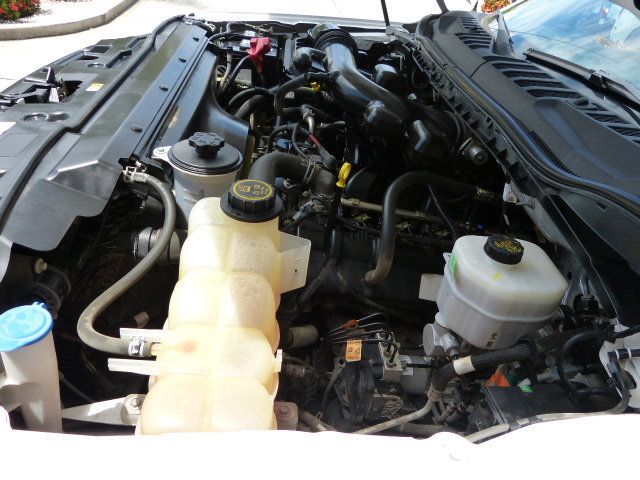 2018 Ford Super Duty F-550 DRW 6.8L V10 GAS*XL**2WD*205" WB*RARE FIND IN AN 18FT. FLATBED! - 22897709 - 9