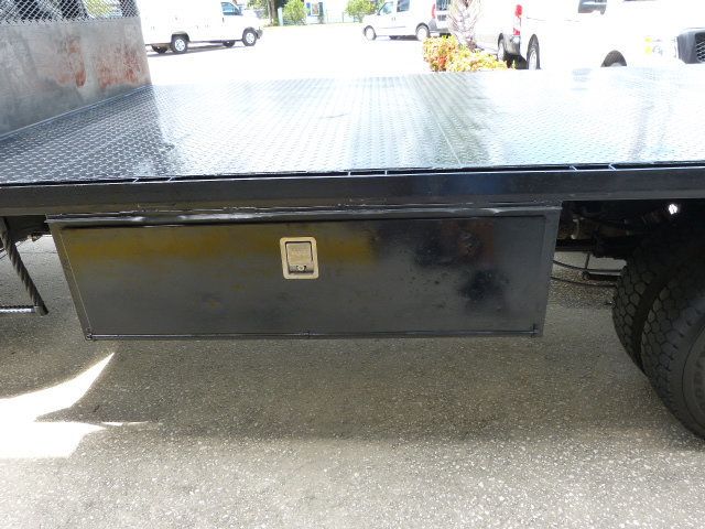 2018 Ford Super Duty F-550 DRW 6.8L V10 GAS*XL**2WD*205" WB*RARE FIND IN AN 18FT. FLATBED! - 22897709 - 14