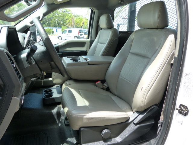 2018 Ford Super Duty F-550 DRW 6.8L V10 GAS*XL**2WD*205" WB*RARE FIND IN AN 18FT. FLATBED! - 22897709 - 21