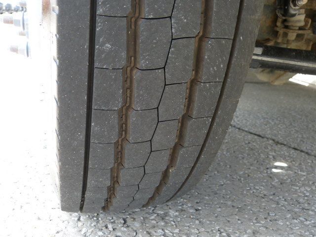 2018 Ford Super Duty F-550 DRW 6.8L V10 GAS*XL**2WD*205" WB*RARE FIND IN AN 18FT. FLATBED! - 22897709 - 28