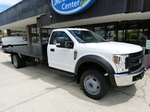 2018 Ford Super Duty F-550 DRW 6.8L V10 GAS*XL**2WD*205" WB*RARE FIND IN AN 18FT. FLATBED! - 22897709 - 5