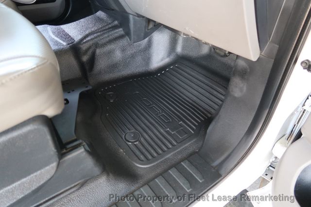 2018 Ford Super Duty F-550 DRW F550SD 2WD Crew Cab 11' Utility DRW - 23014765 - 25