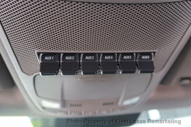 2018 Ford Super Duty F-550 DRW F550SD 2WD Crew Cab 11' Utility DRW - 23014765 - 38