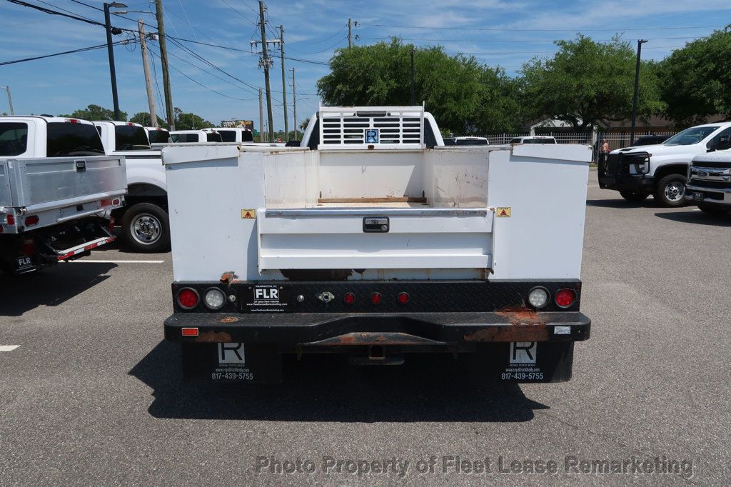 2018 Ford Super Duty F-550 DRW F550SD 2WD Crew Cab 11' Utility DRW - 23014765 - 3