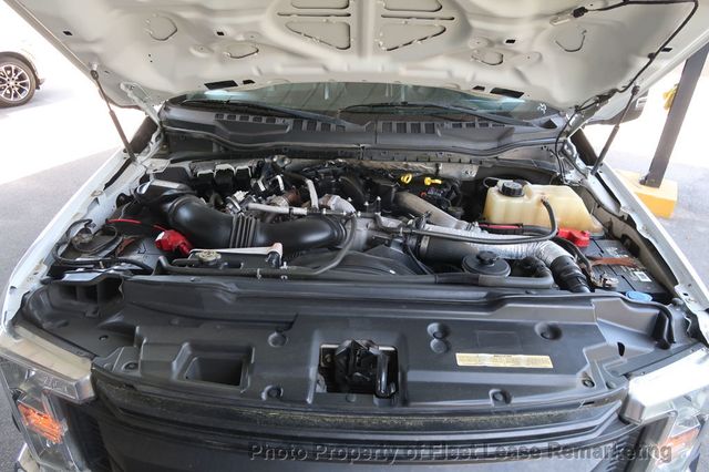 2018 Ford Super Duty F-550 DRW F550SD 2WD Crew Cab 11' Utility DRW - 23014765 - 40