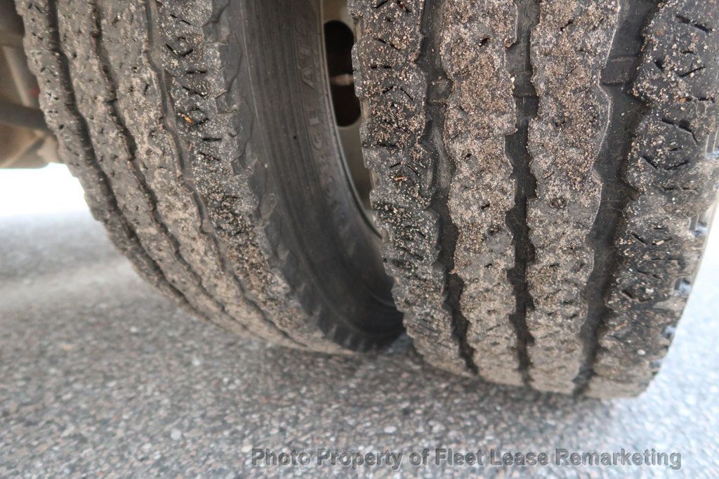 2018 Ford Super Duty F-550 DRW F550SD 2WD Crew Cab 11' Utility DRW - 23014765 - 42