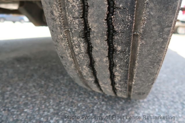 2018 Ford Super Duty F-550 DRW F550SD 2WD Crew Cab 11' Utility DRW - 23014765 - 43