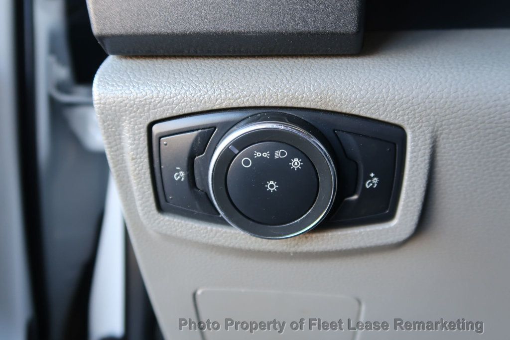 2018 Ford Super Duty F-550 DRW F550SD 2WD Reg Cab 10' Dump bed DRW - 22957798 - 28