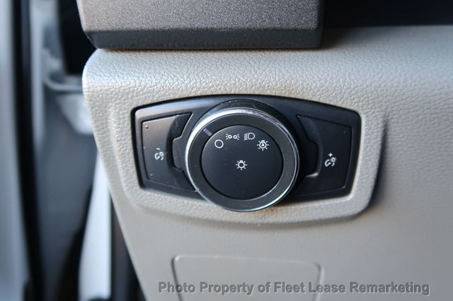 2018 Ford Super Duty F-550 DRW F550SD 2WD Reg Cab 10' Dump bed DRW - 22957798 - 28