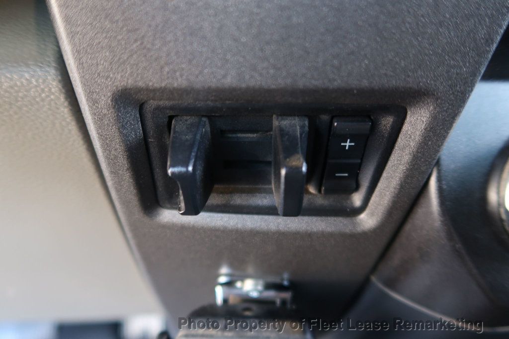 2018 Ford Super Duty F-550 DRW F550SD 4WD Crew Cab 10' Flatbed - 22954747 - 30