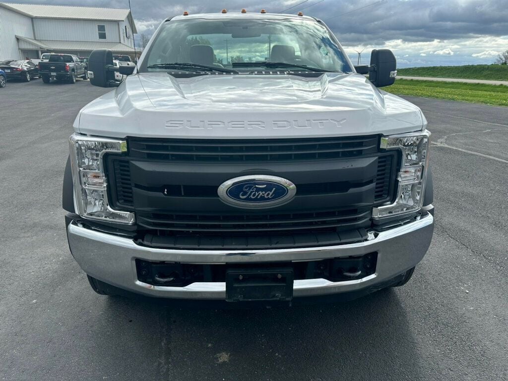 2018 Ford Super Duty F-550 DRW XL 2WD Reg Cab 205" WB DRW Cab and Chassis - 22405308 - 5