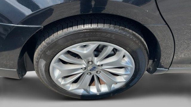2018 Ford Taurus Limited FWD - 23039912 - 4