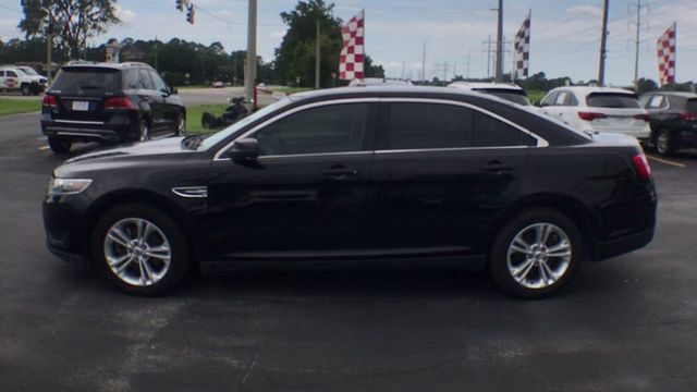 2018 Ford Taurus SE FWD - 22557733 - 4